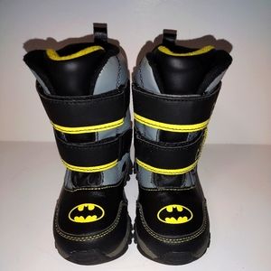 Batman snow boots NWOT